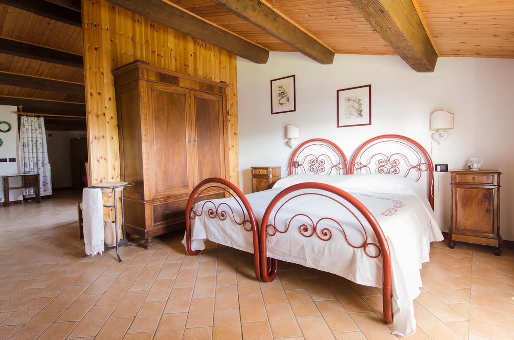 Agriturismo Ca'De'Gatti Faenza Eksteriør billede