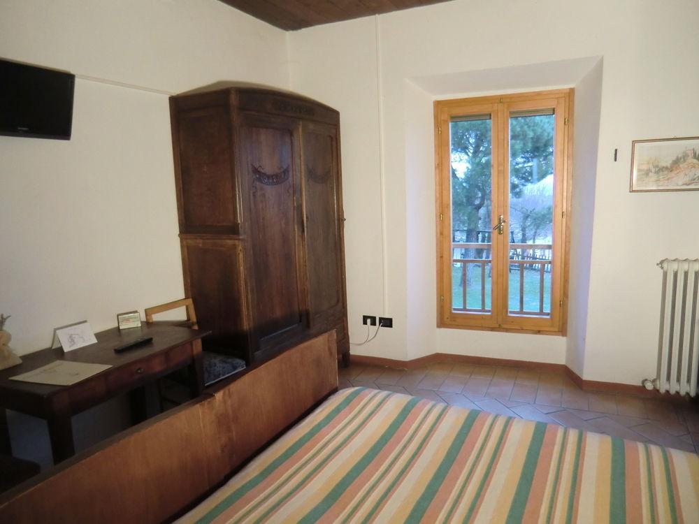 Agriturismo Ca'De'Gatti Faenza Eksteriør billede